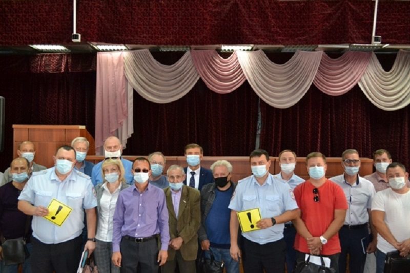 В ГИБДД Оренбурга порекомендовали руководителям автошкол усилить контроль за обучающимися