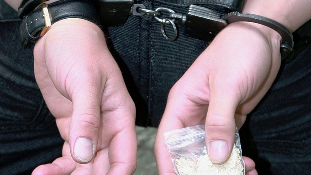 Пьяный оренбуржец на «Киа» попался с наркотиками в Самарской области