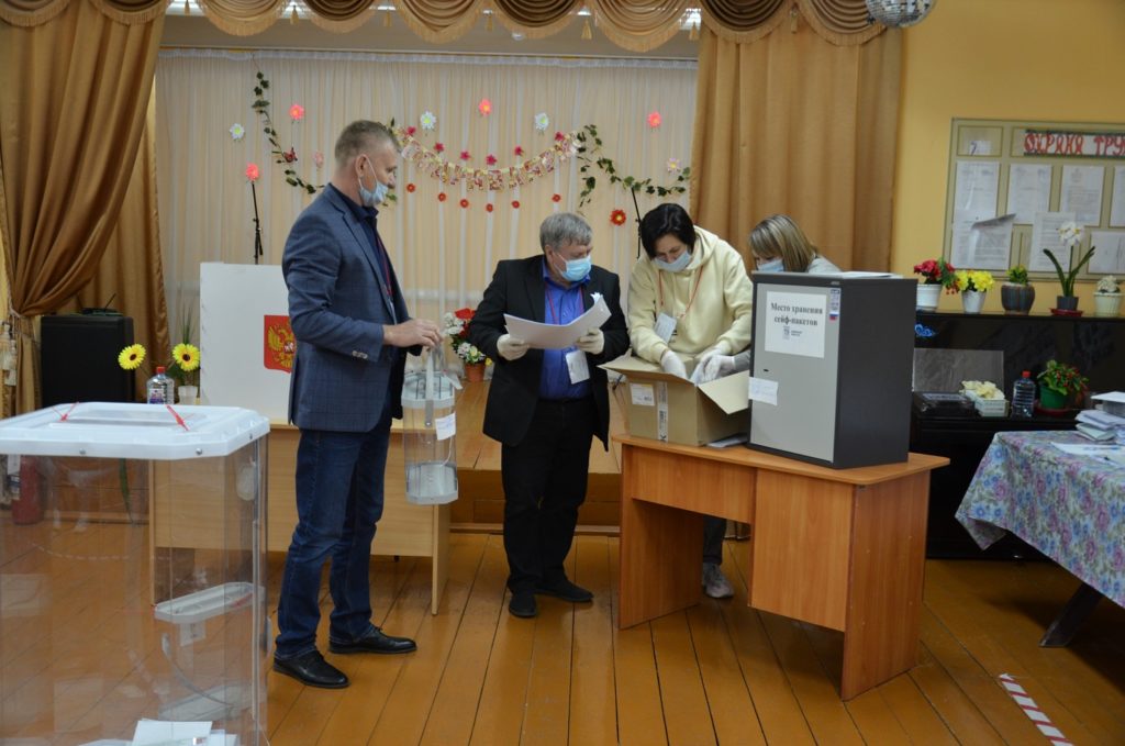 В отдаленные села Оренбуржья члены избирательных комиссий приезжают сами