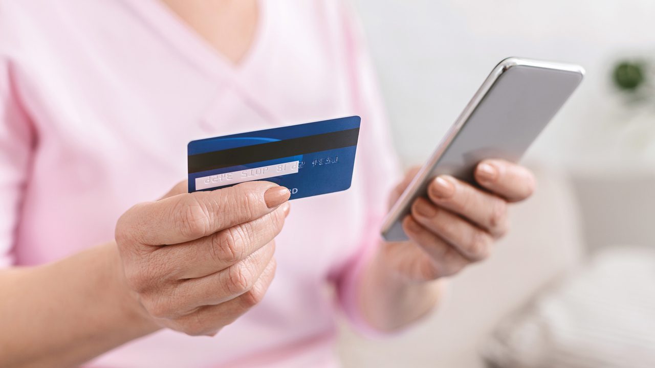 Жительница Оренбурга отдала мошенникам 50 тысяч рублей