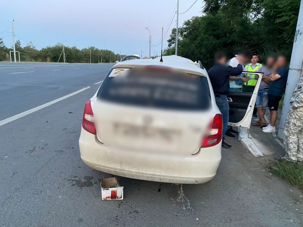 Оренбуржец перевозил синтетический наркотик в бампере автомобиля