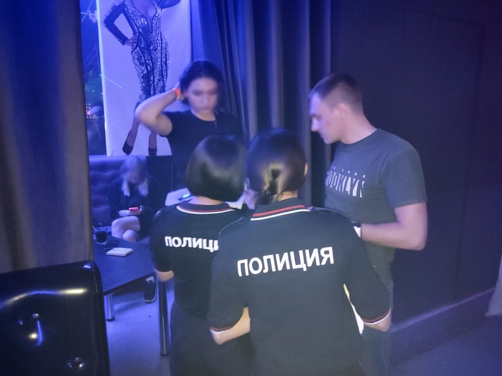 Полицейские провели рейды по ночным клубам Оренбурга