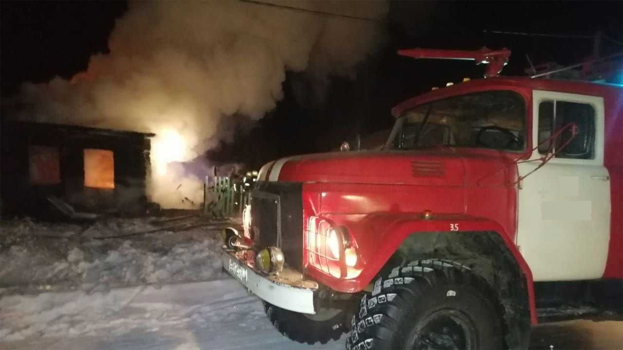 За сутки в Оренбуржье на пожарах пострадали два человека