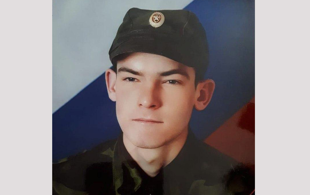 В Бузулукском районе проводили в последний путь участника СВО Владимира Обертинского