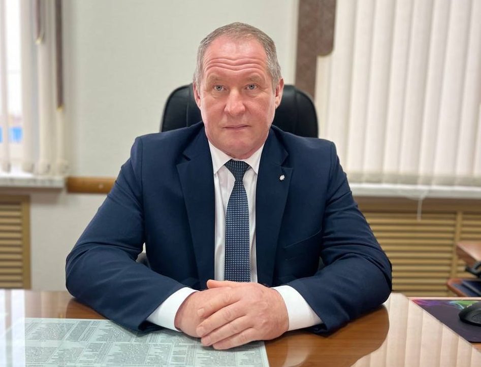Салават Гатауллин вновь возглавил Асекеевский район