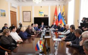 Арендаторы Центрального рынка просят инвестора оставить места дачникам